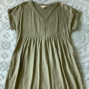Briggs New York V-Neck Linen Dress
